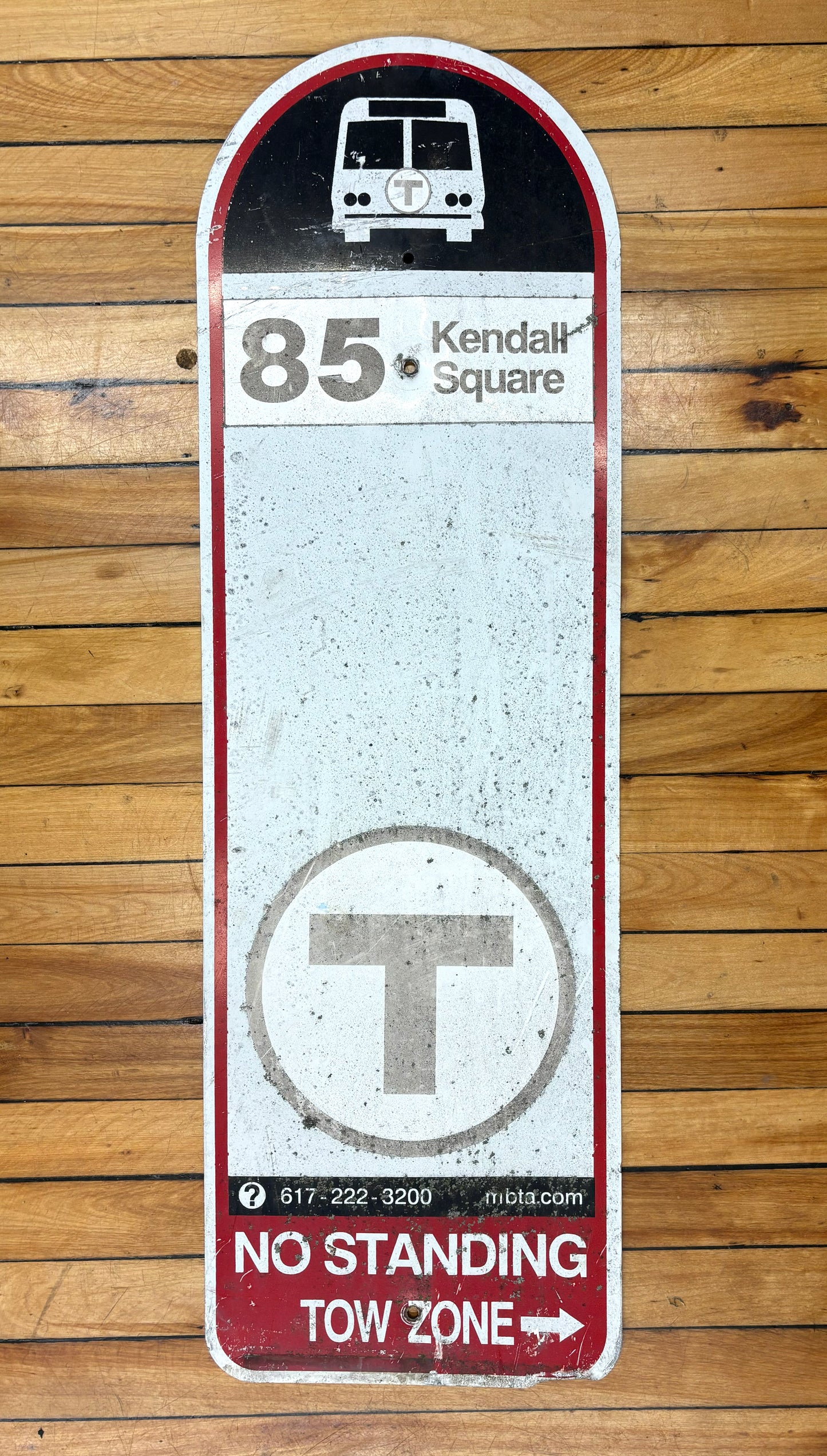 Decommissioned MBTA Bus Stop Sign: 85 Kendall Square